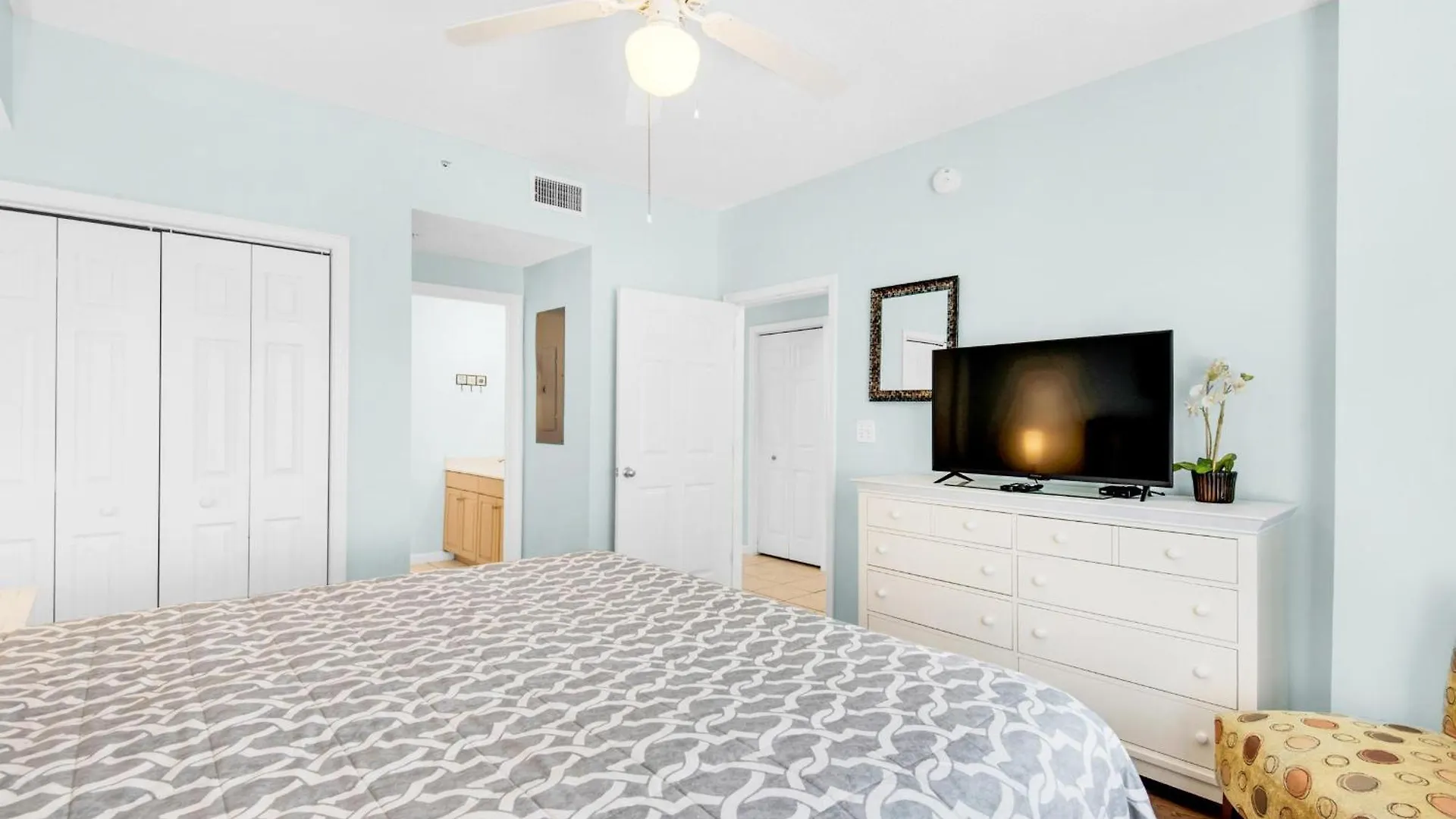 Majestic Sun 605B Apartment Destin